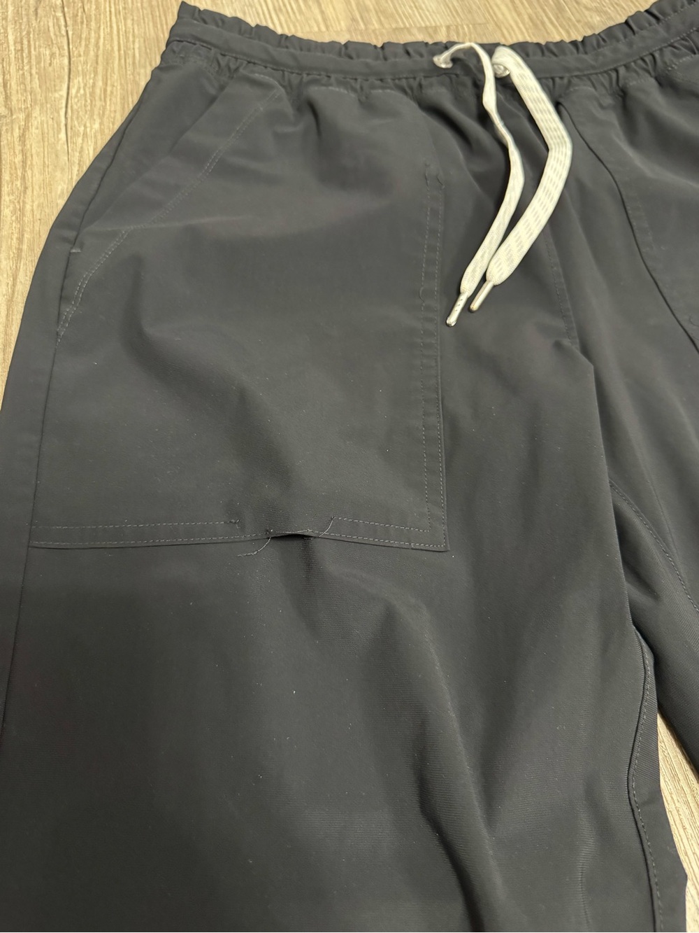Vuori Miles Jogger Women’s Size Small Black - Picture 3 of 8